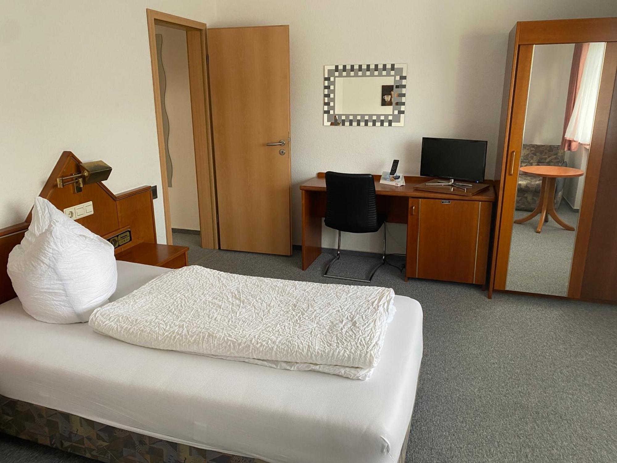 Gaestezimmer Gasthof Becker Hotel Wulfrath Ngoại thất bức ảnh