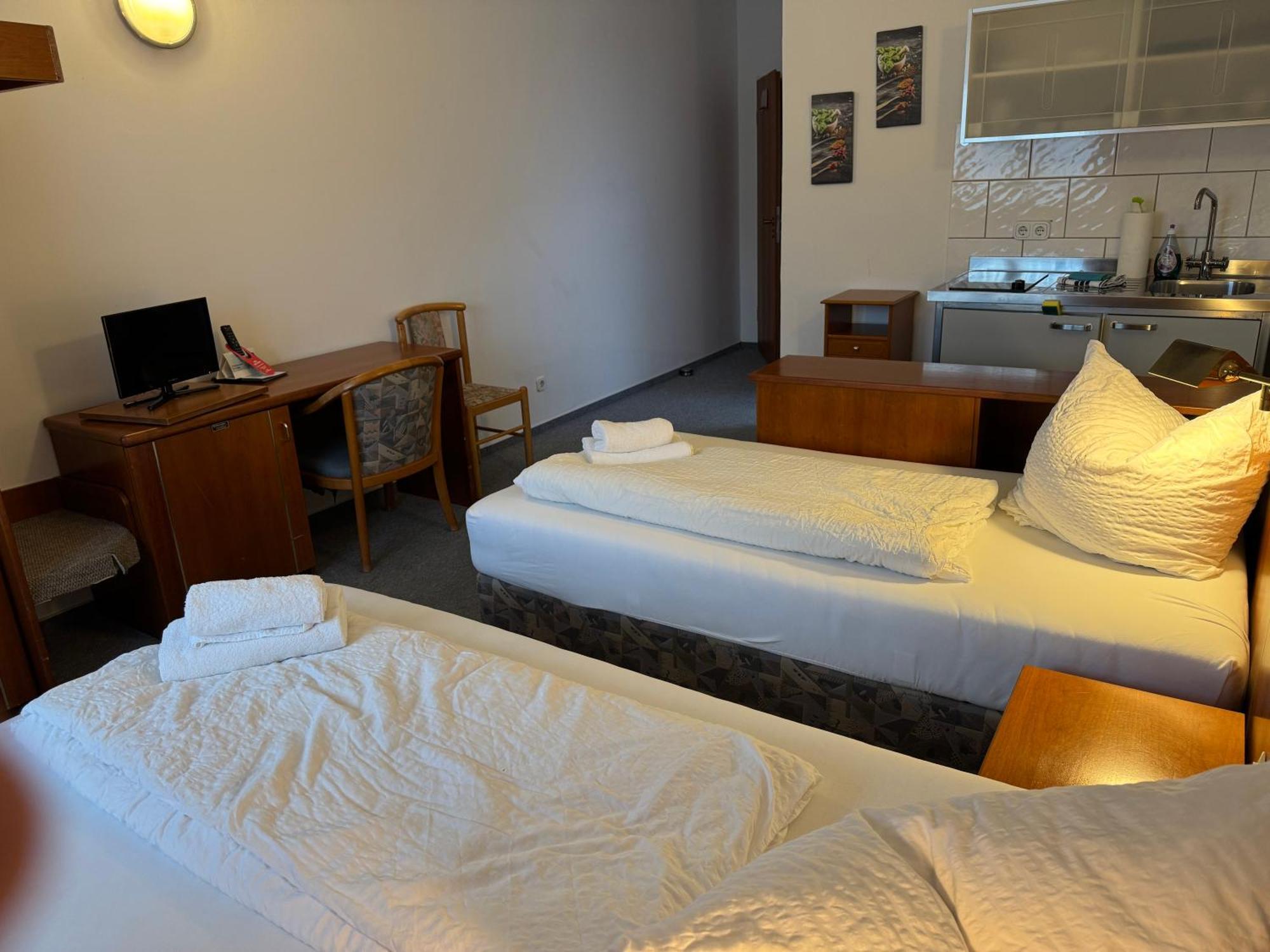 Gaestezimmer Gasthof Becker Hotel Wulfrath Ngoại thất bức ảnh