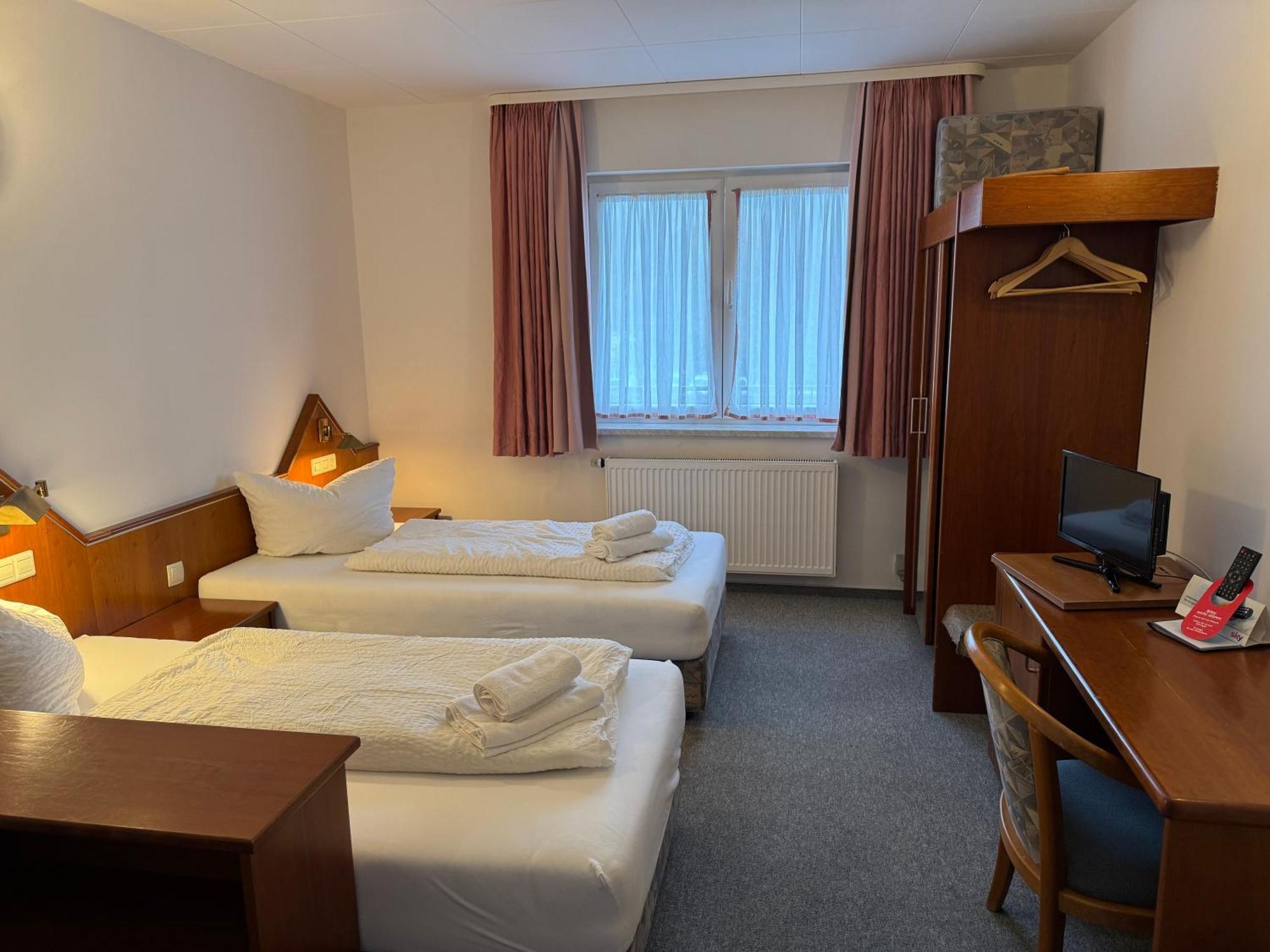 Gaestezimmer Gasthof Becker Hotel Wulfrath Ngoại thất bức ảnh