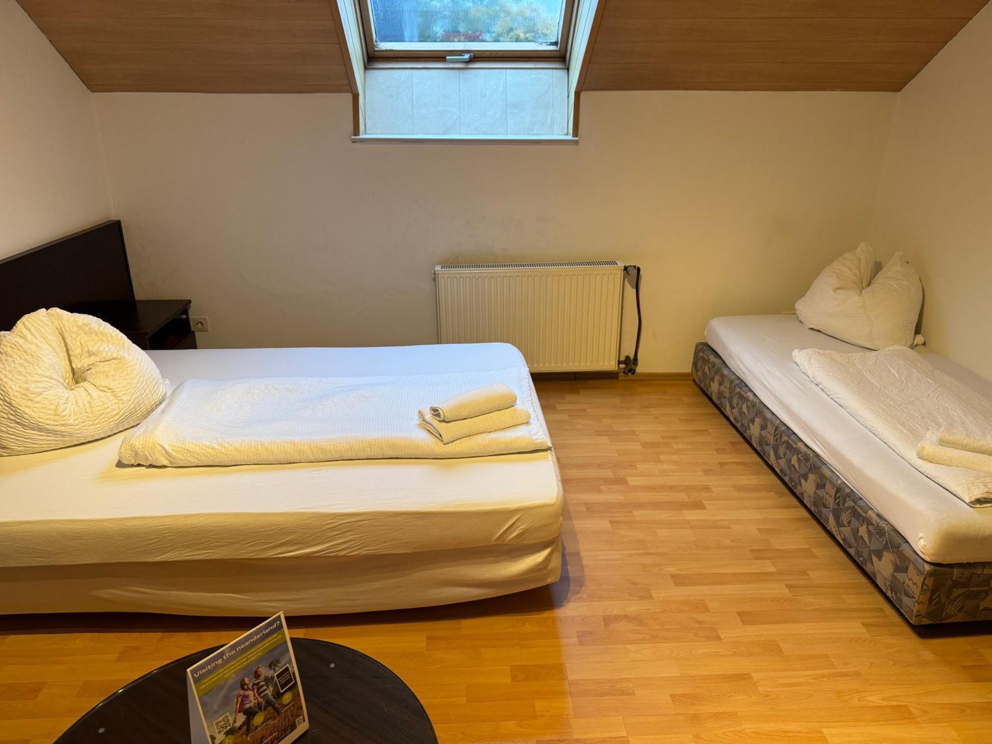 Gaestezimmer Gasthof Becker Hotel Wulfrath Ngoại thất bức ảnh
