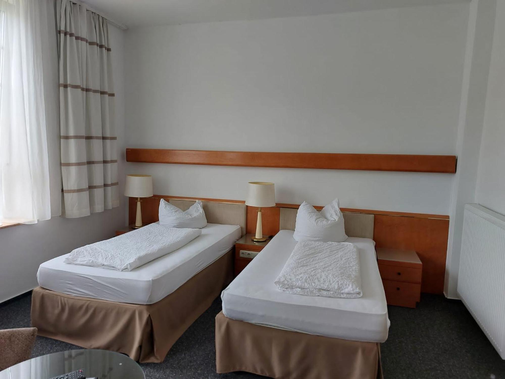 Gaestezimmer Gasthof Becker Hotel Wulfrath Ngoại thất bức ảnh